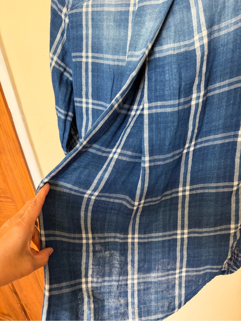 Cloth&Stone Women's Brechen  Blue Plaid Button-Up Shirt - Picture 6 of 10